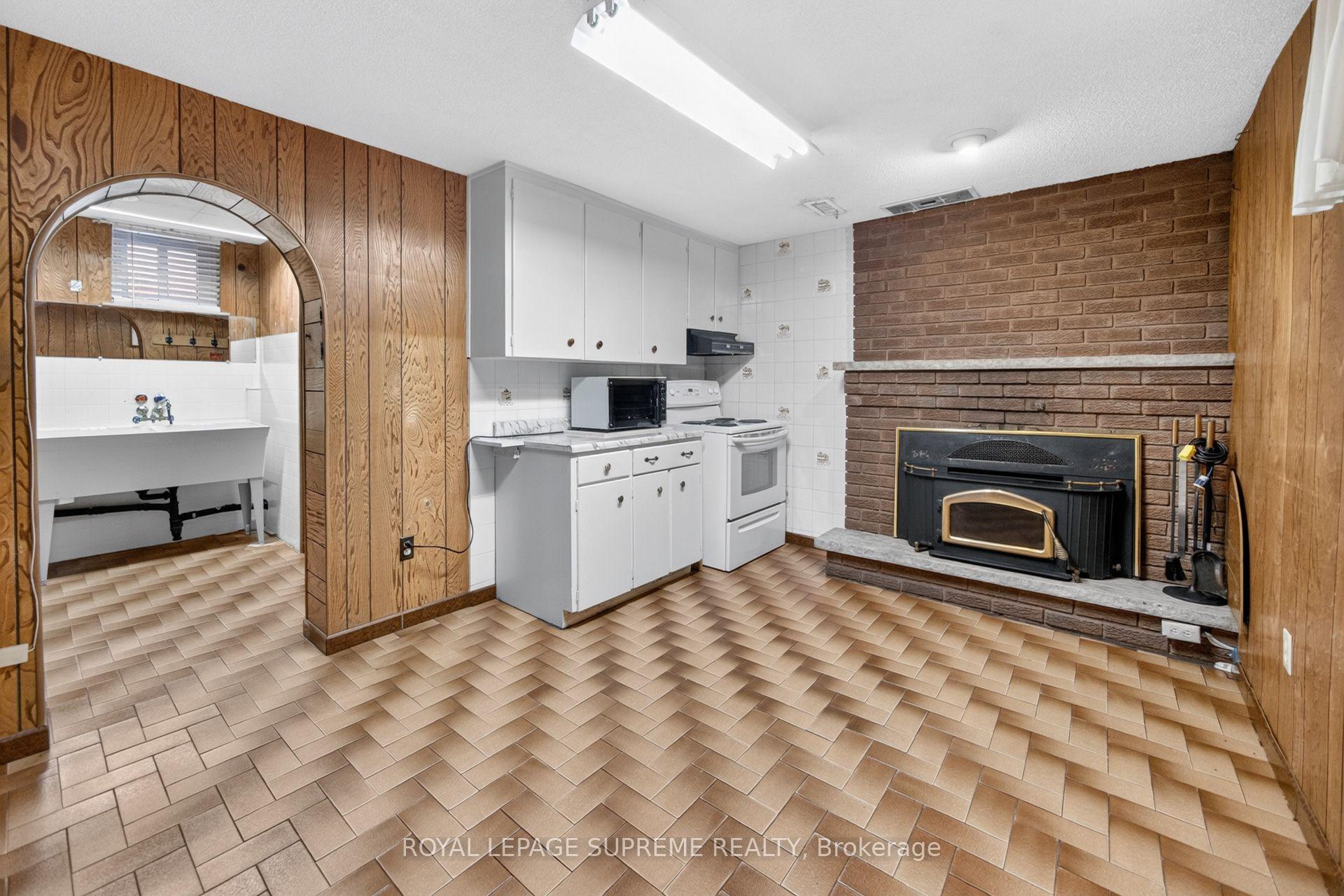 158 Aileen Avenue, Toronto