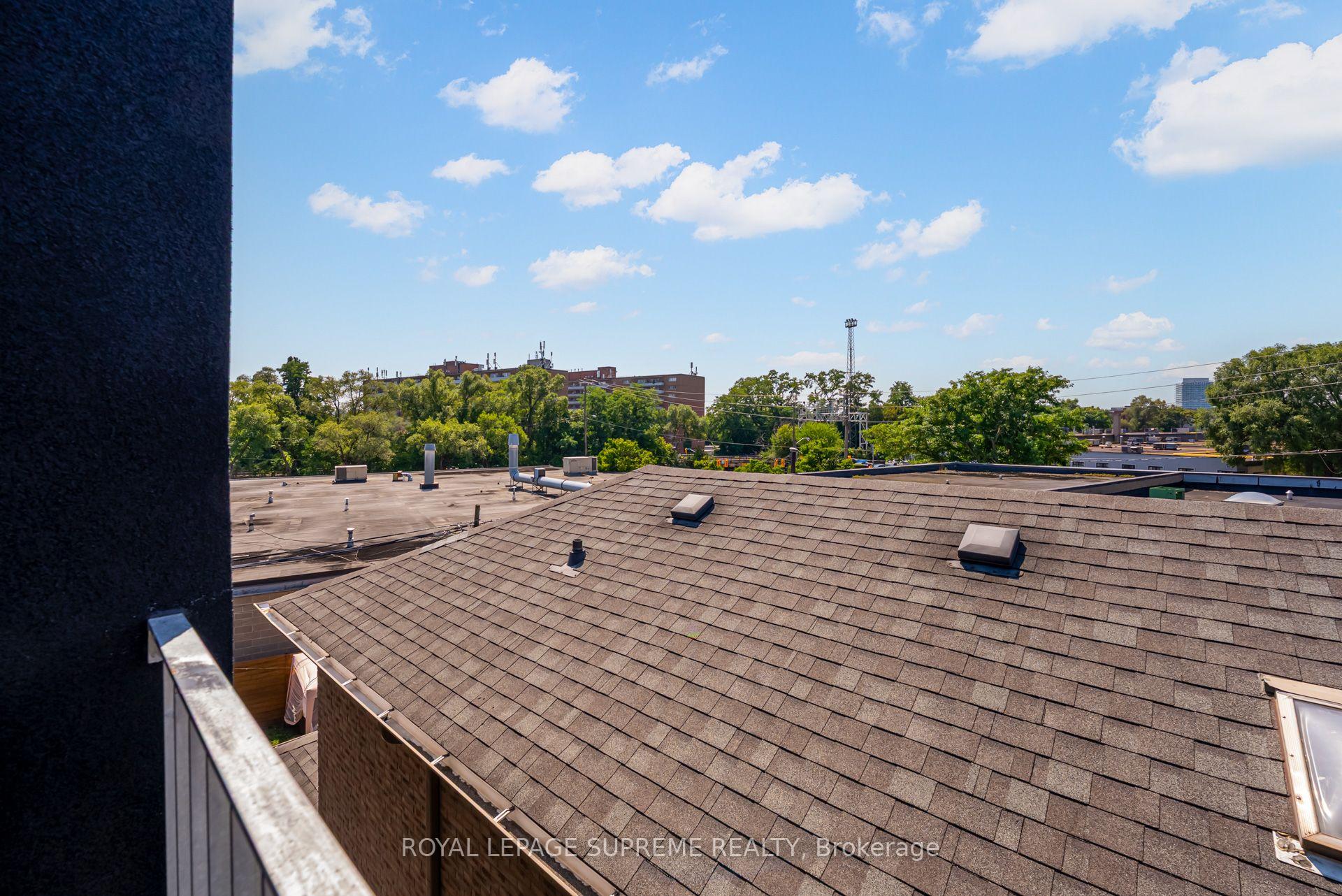 101 Bernice Crescent 3, Toronto Unit: 3