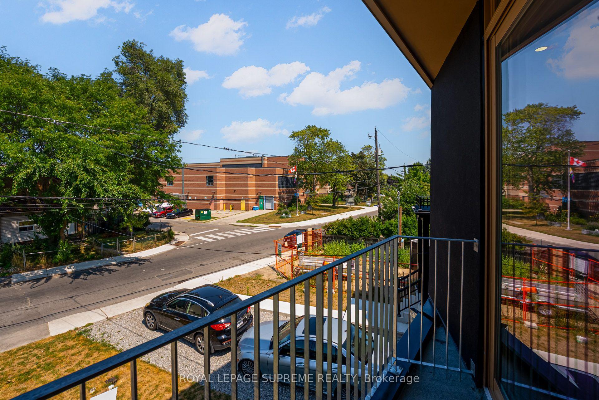 101 Bernice Crescent 3, Toronto Unit: 3