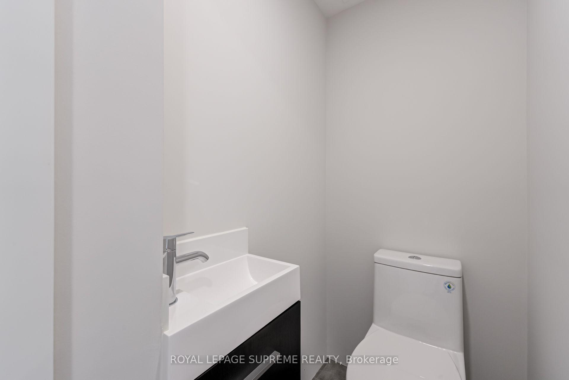 101 Bernice Crescent 3, Toronto Unit: 3