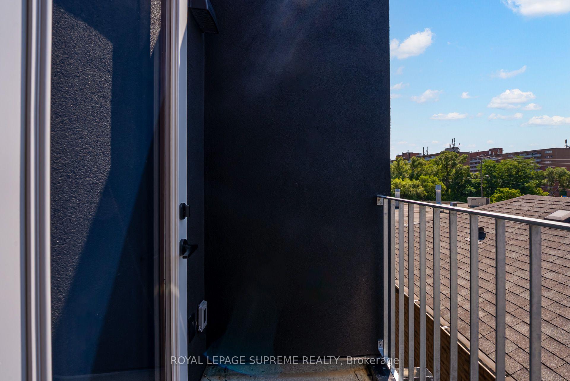 101 Bernice Crescent 3, Toronto Unit: 3