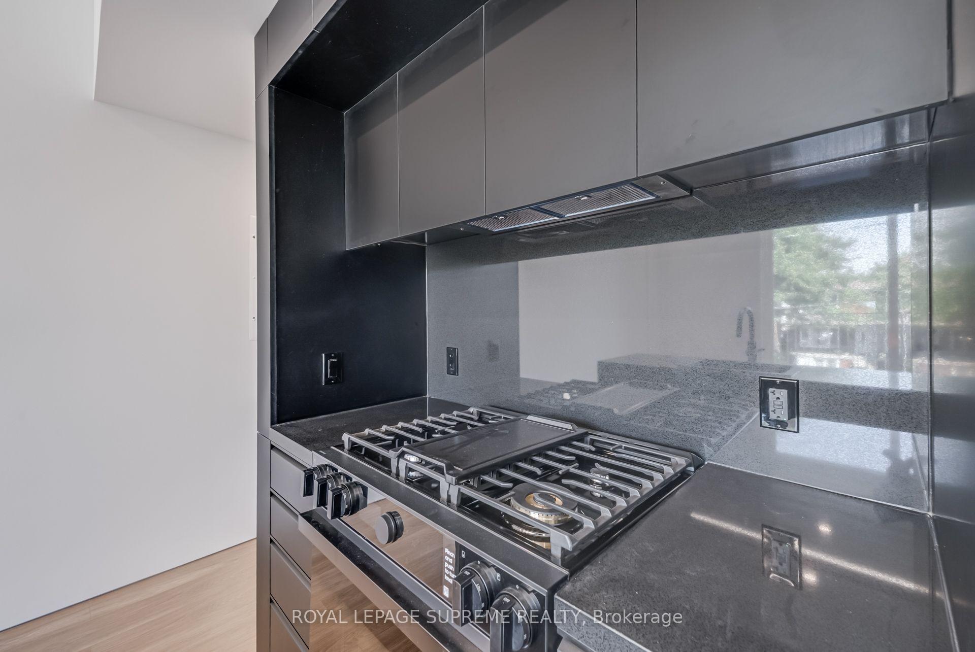 101 Bernice Crescent 3, Toronto Unit: 3