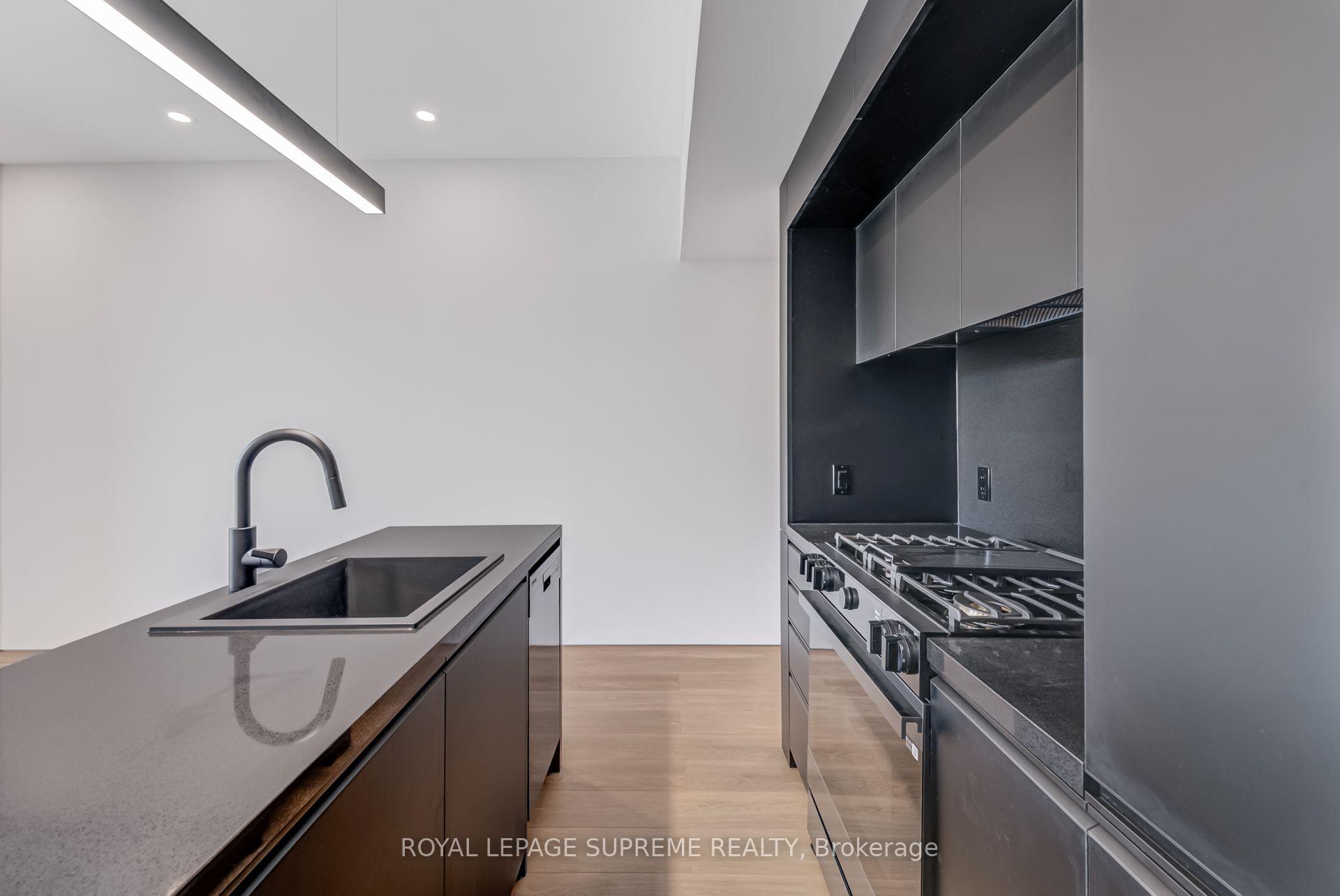 101 Bernice Crescent 3, Toronto Unit: 3