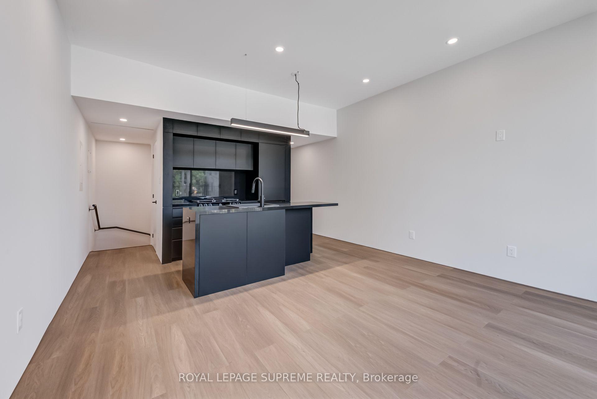 101 Bernice Crescent 3, Toronto Unit: 3