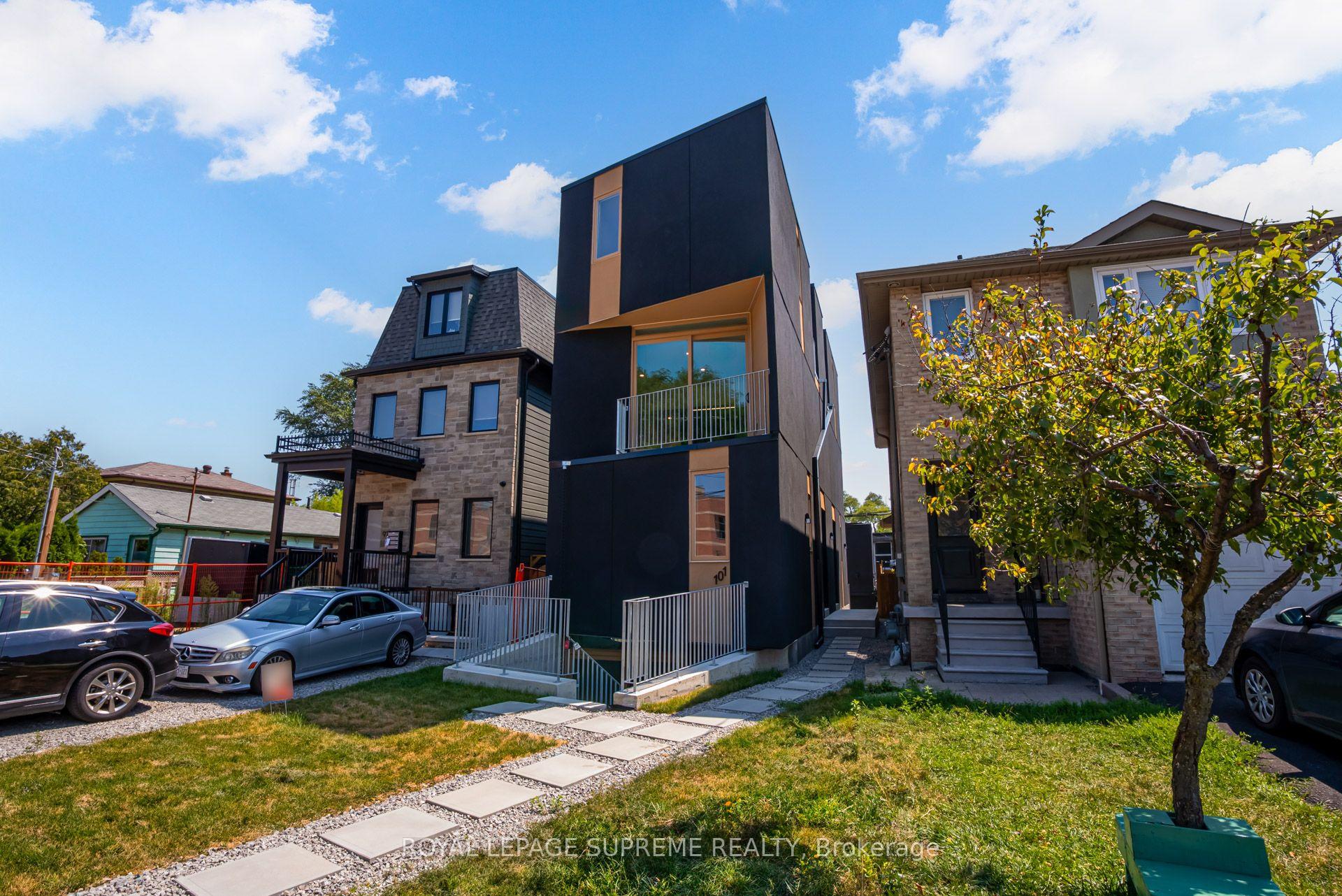101 Bernice Crescent 3, Toronto Unit: 3