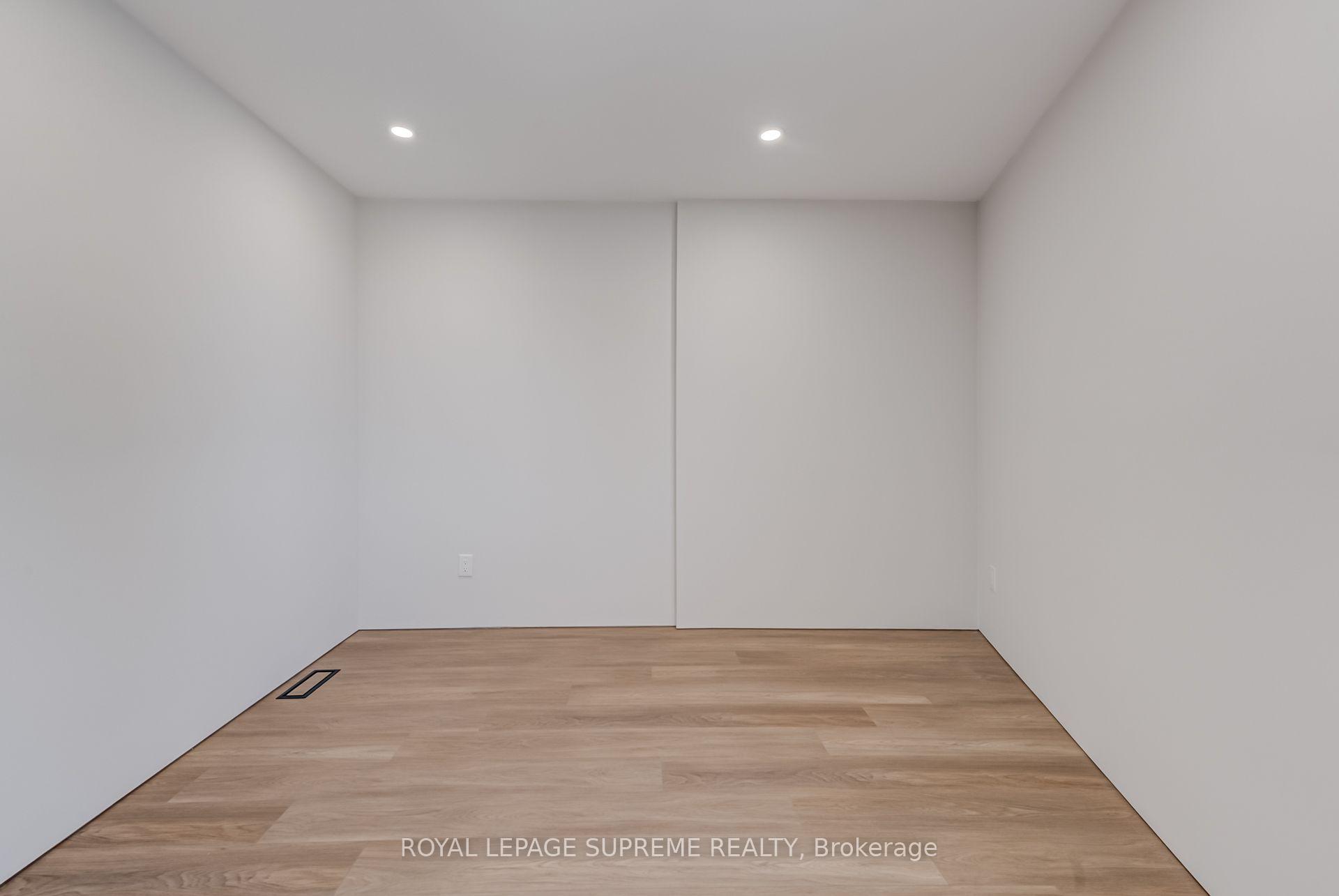 101 Bernice Crescent 3, Toronto Unit: 3