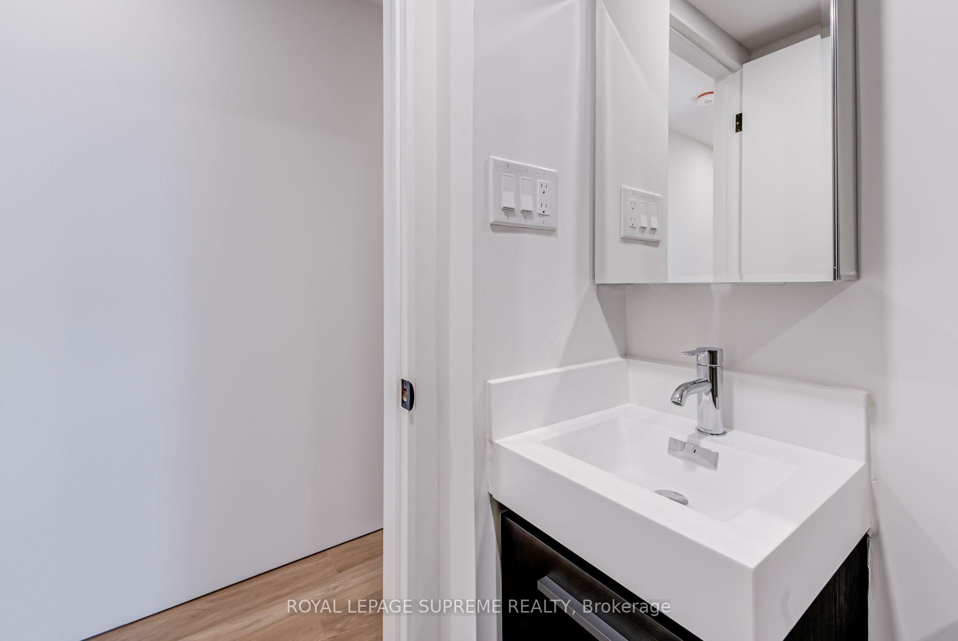101 Bernice Crescent 3, Toronto Unit: 3