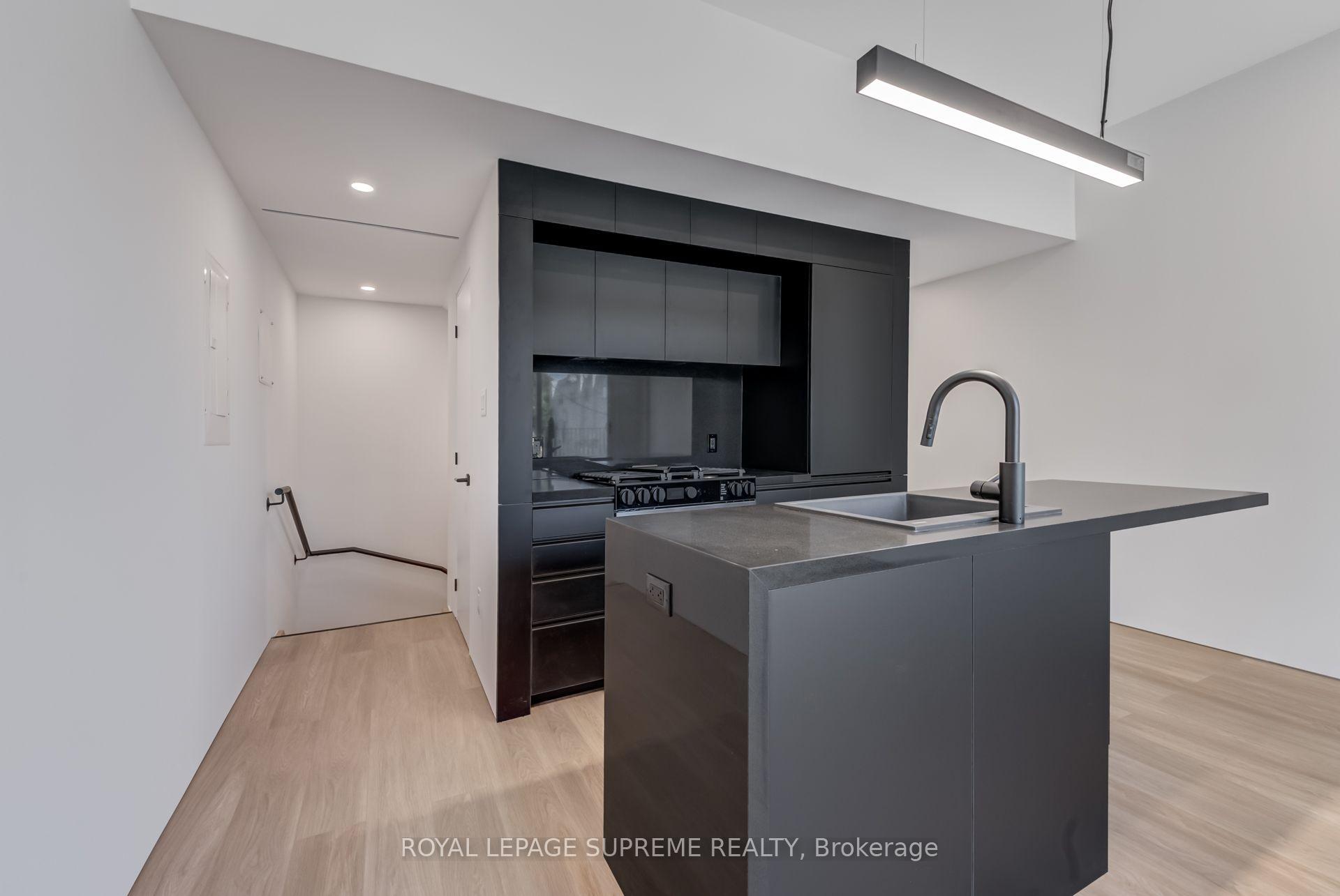101 Bernice Crescent 3, Toronto Unit: 3