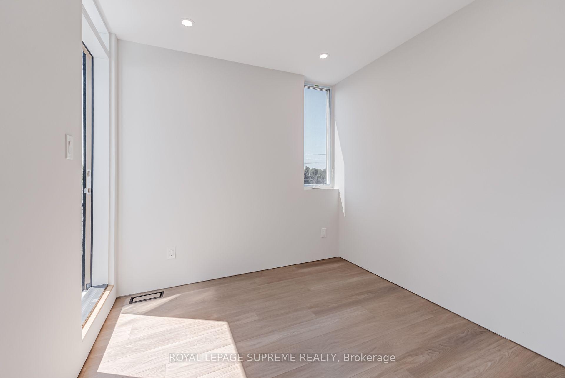 101 Bernice Crescent 3, Toronto Unit: 3
