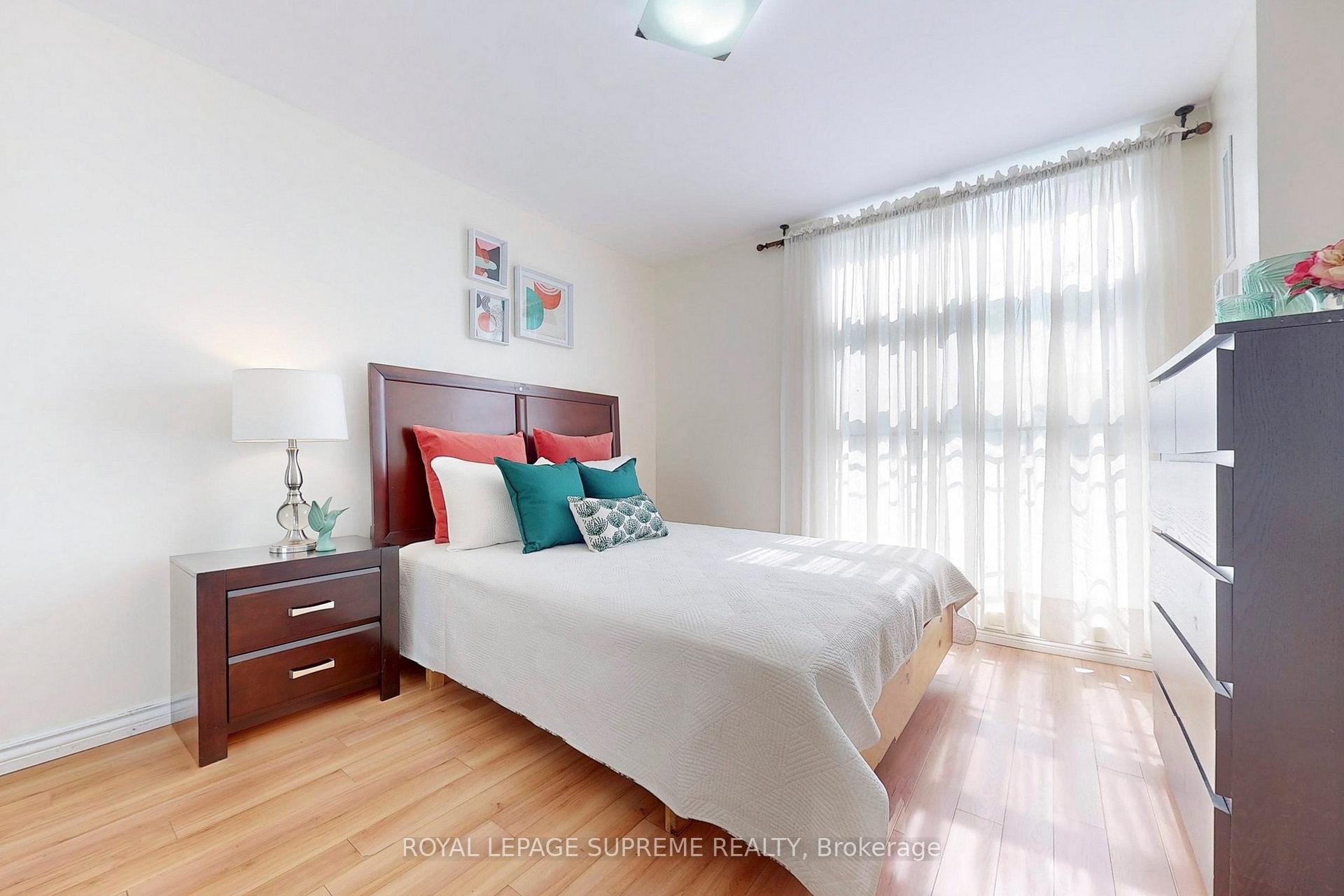 135 Marlee Avenue 401, Toronto Unit: 401