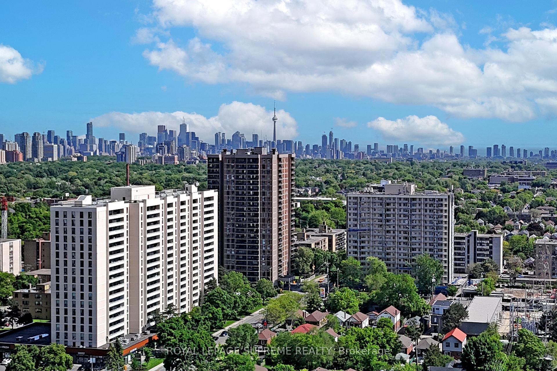 135 Marlee Avenue 401, Toronto Unit: 401
