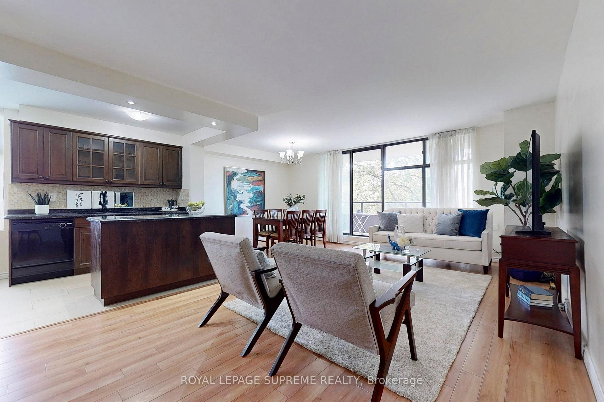 135 Marlee Avenue 401, Toronto Unit: 401