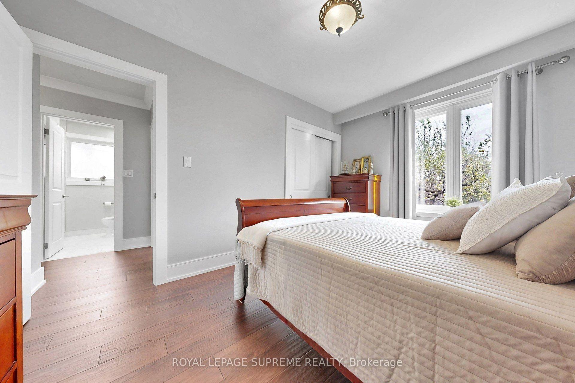 465 Maple Leaf Drive, Toronto
