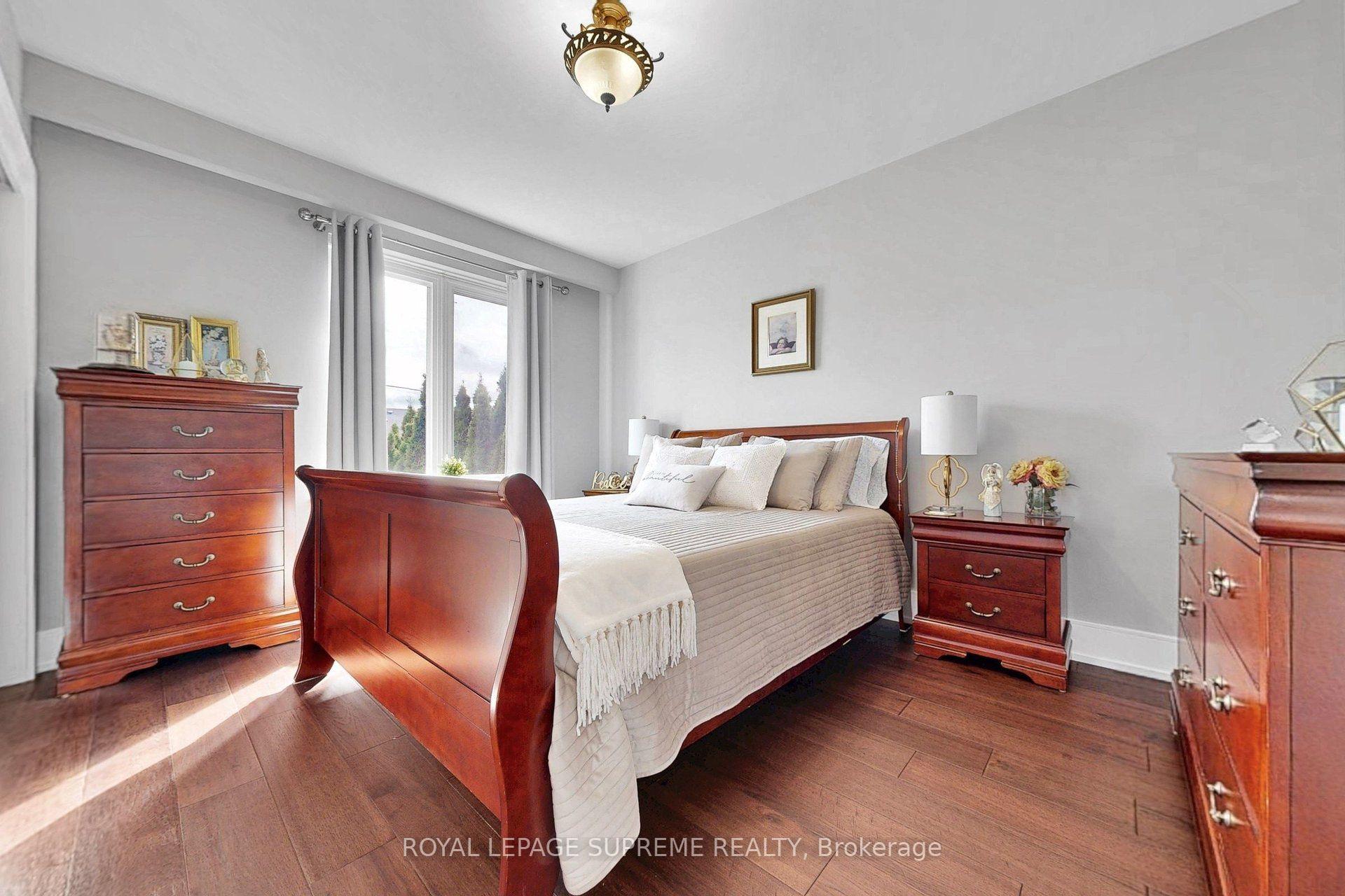465 Maple Leaf Drive, Toronto