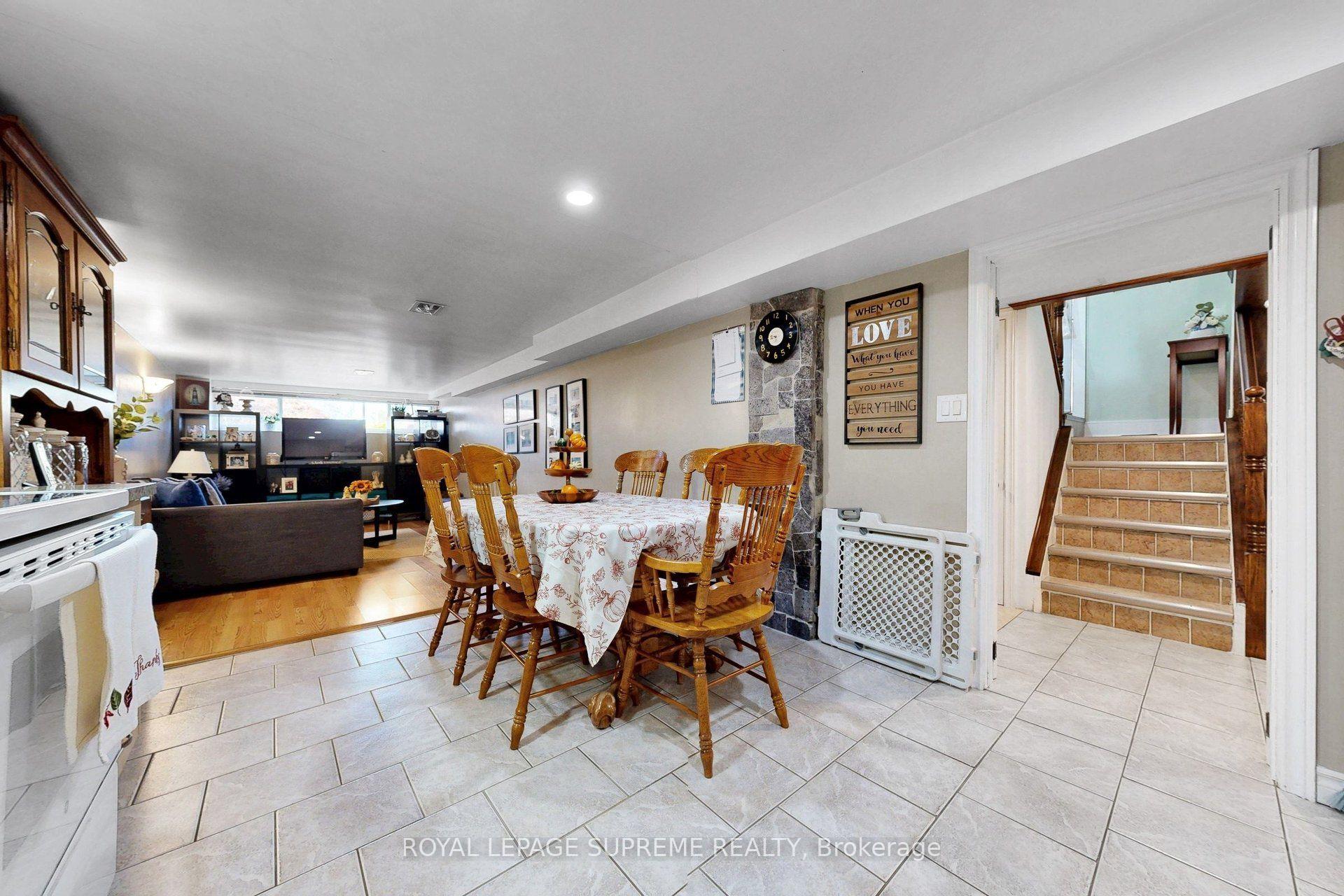465 Maple Leaf Drive, Toronto