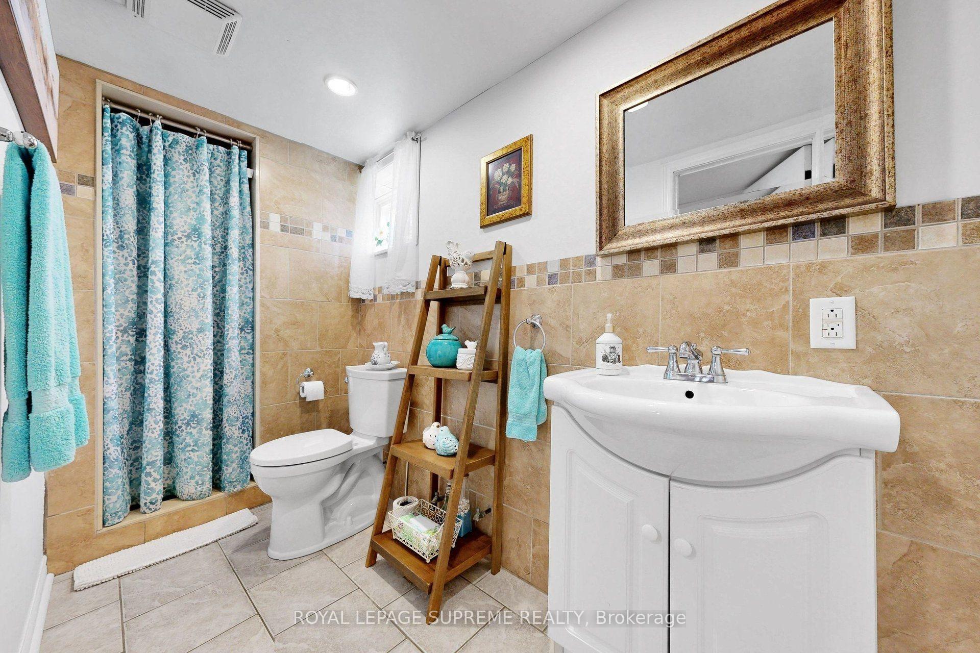 465 Maple Leaf Drive, Toronto