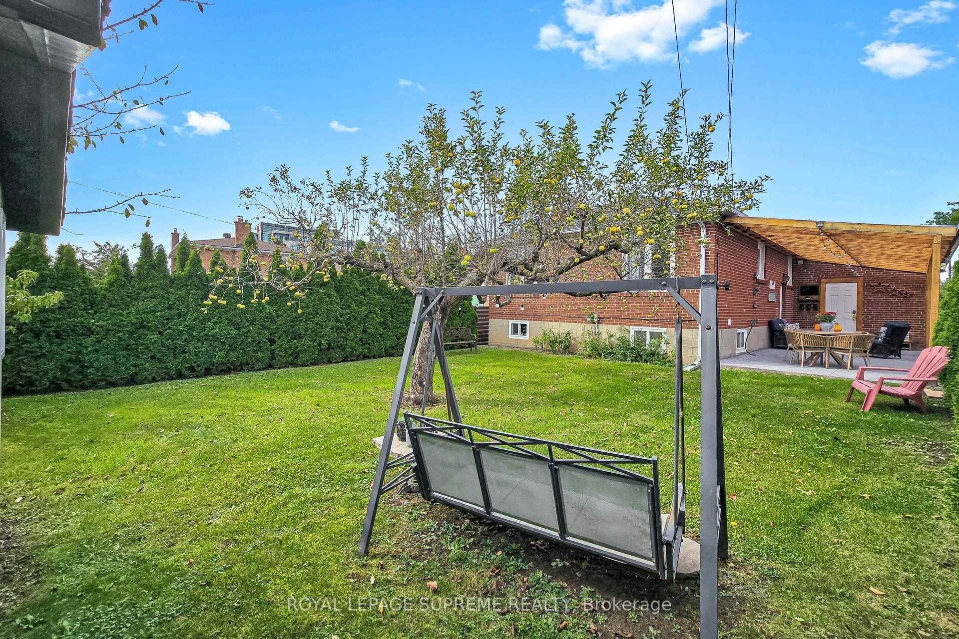 465 Maple Leaf Drive, Toronto
