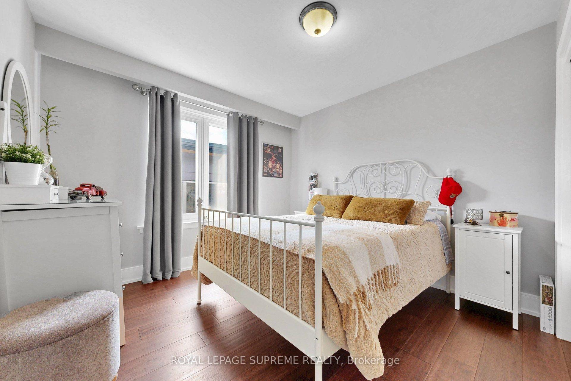 465 Maple Leaf Drive, Toronto