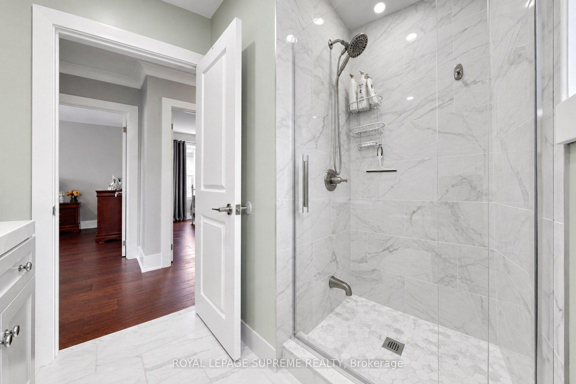 465 Maple Leaf Drive, Toronto