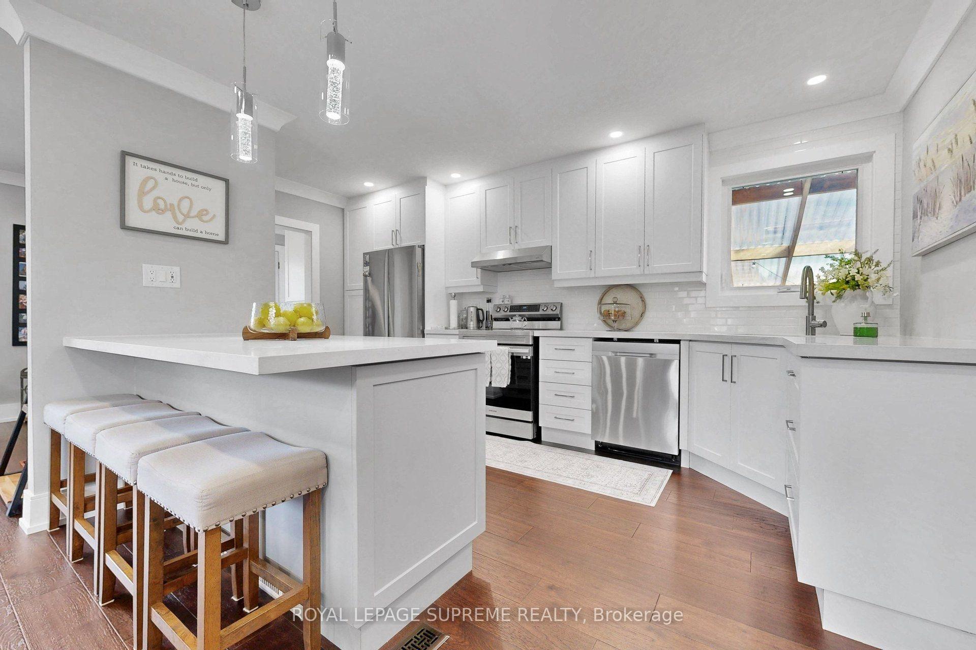 465 Maple Leaf Drive, Toronto