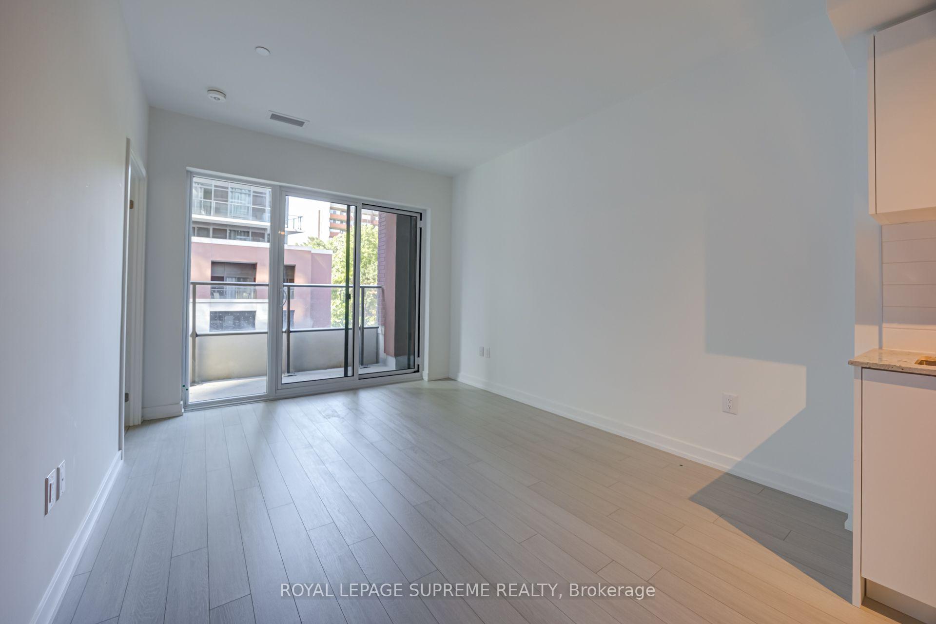 4010 Eglinton Avenue W 412, Toronto Unit: 412