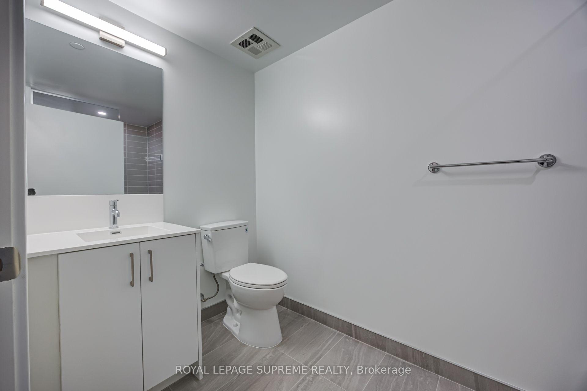 4010 Eglinton Avenue W 412, Toronto Unit: 412