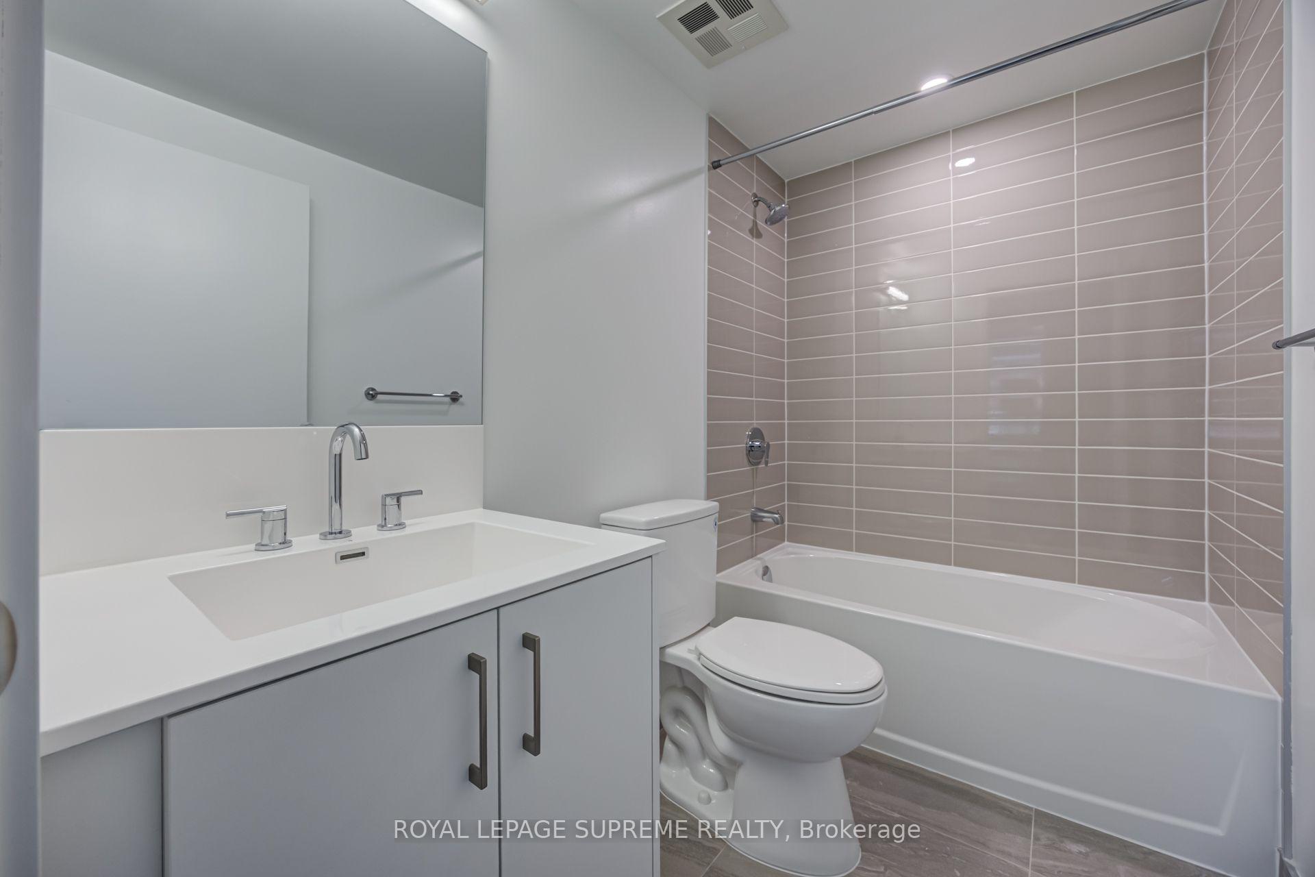 4010 Eglinton Avenue W 412, Toronto Unit: 412