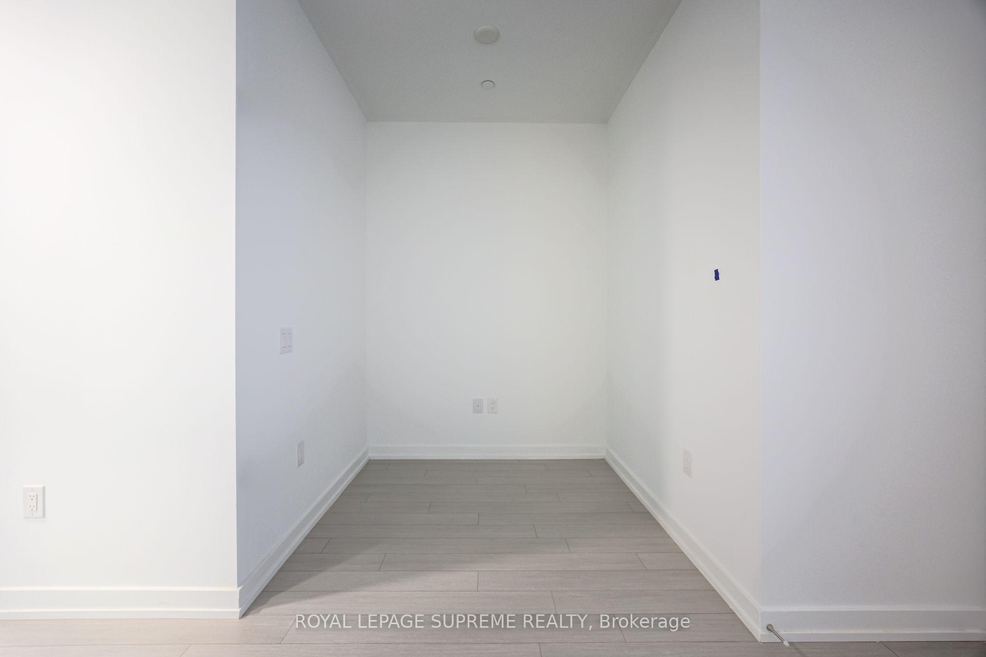 4010 Eglinton Avenue W 412, Toronto Unit: 412