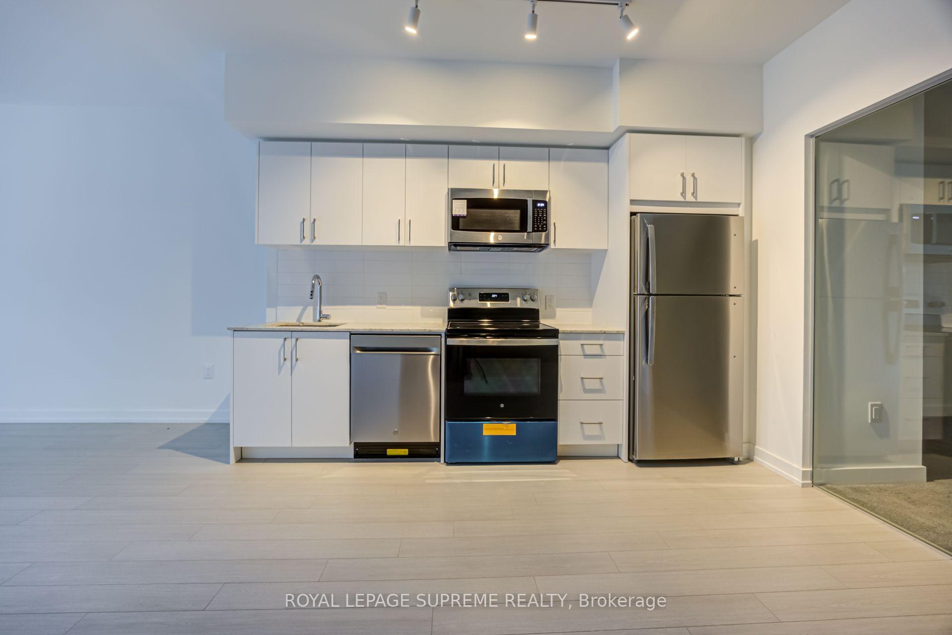 4010 Eglinton Avenue W 412, Toronto Unit: 412