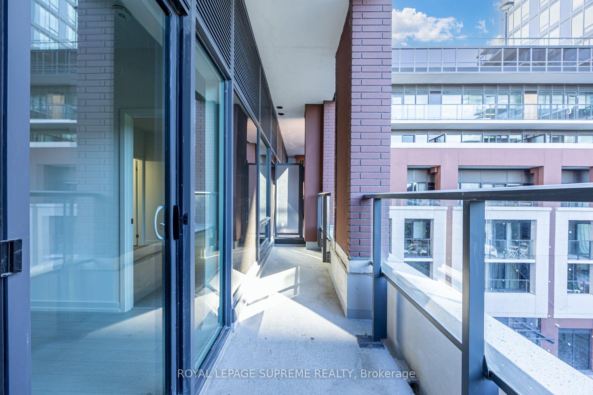 4010 Eglinton Avenue W 412, Toronto Unit: 412