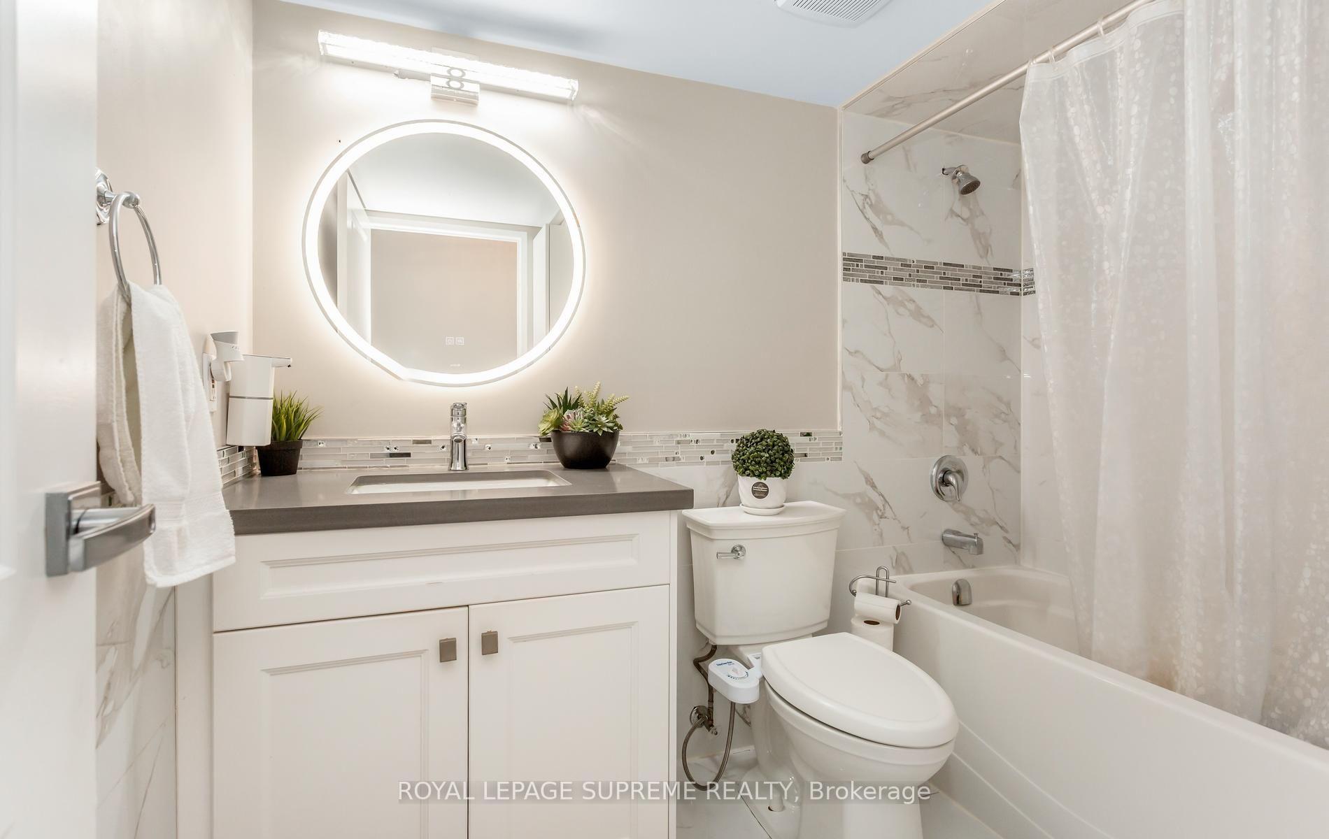 5 Rowntree Road 1015, Toronto Unit: 1015
