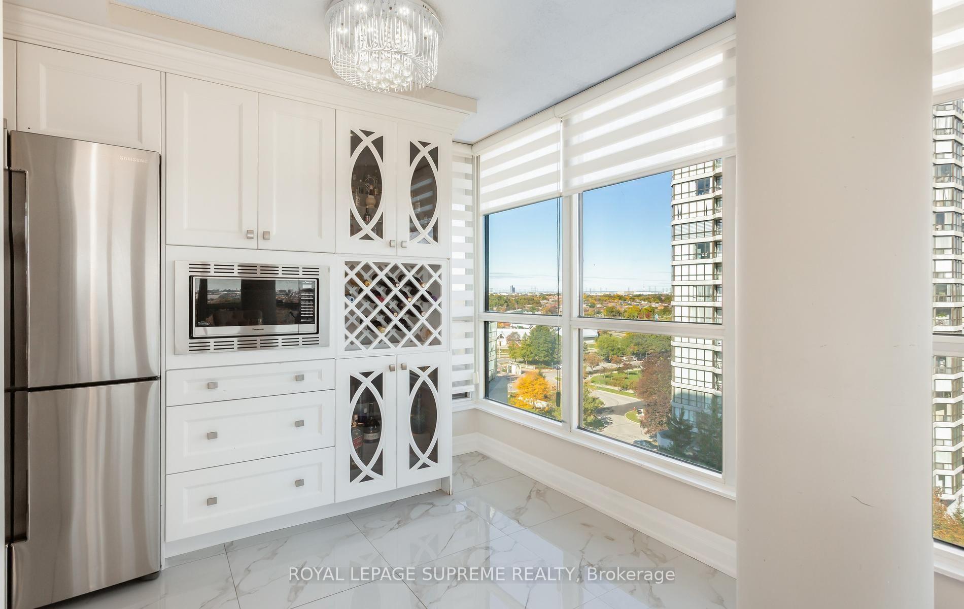 5 Rowntree Road 1015, Toronto Unit: 1015