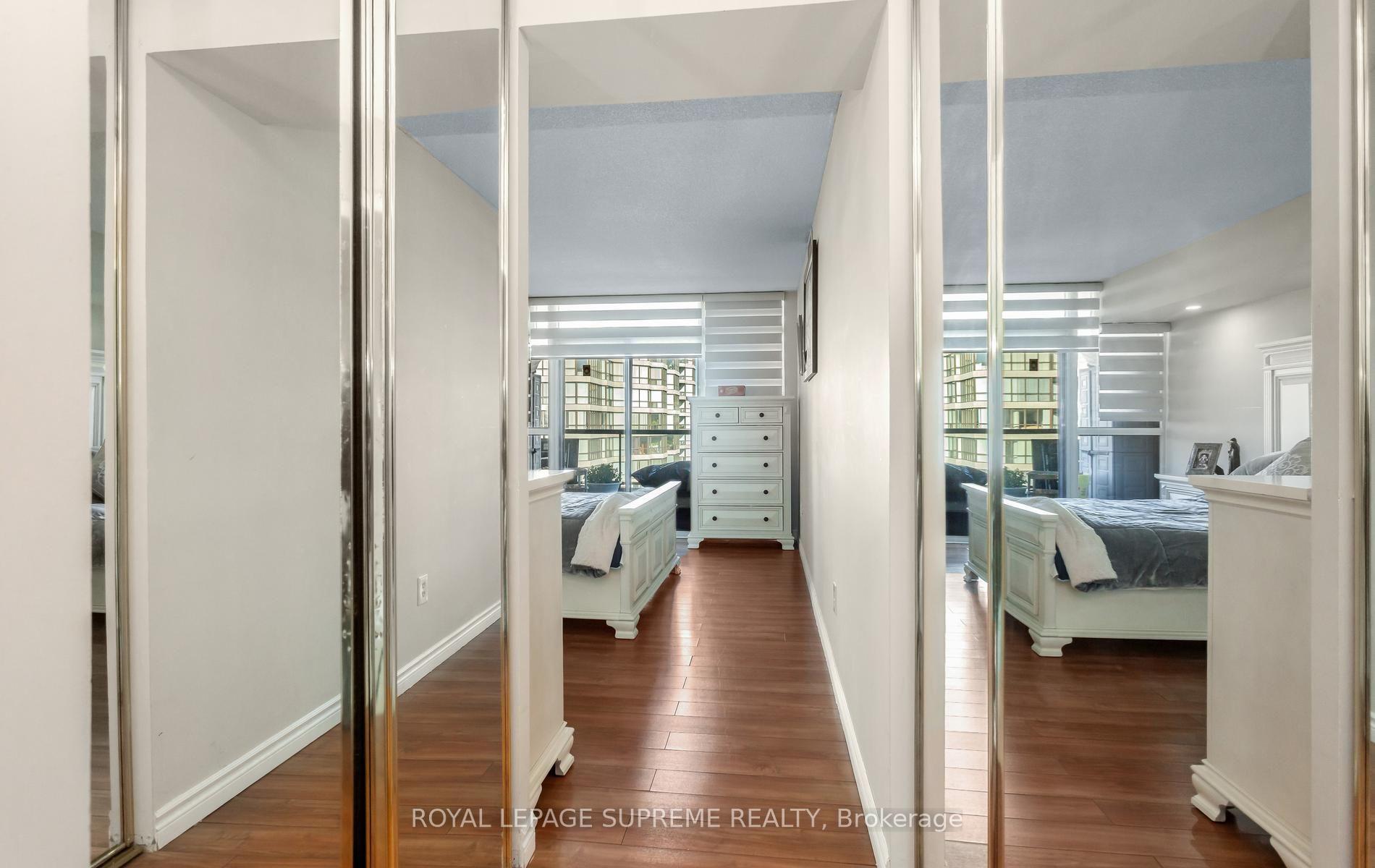 5 Rowntree Road 1015, Toronto Unit: 1015