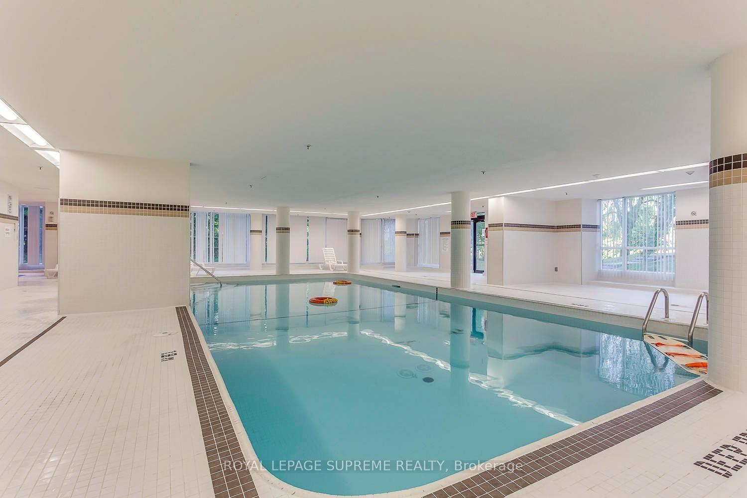 5 Rowntree Road 1015, Toronto Unit: 1015