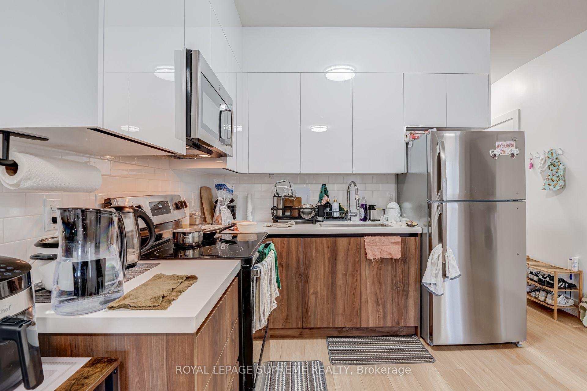 97 Bernice Crescent 2, Toronto Unit: 2
