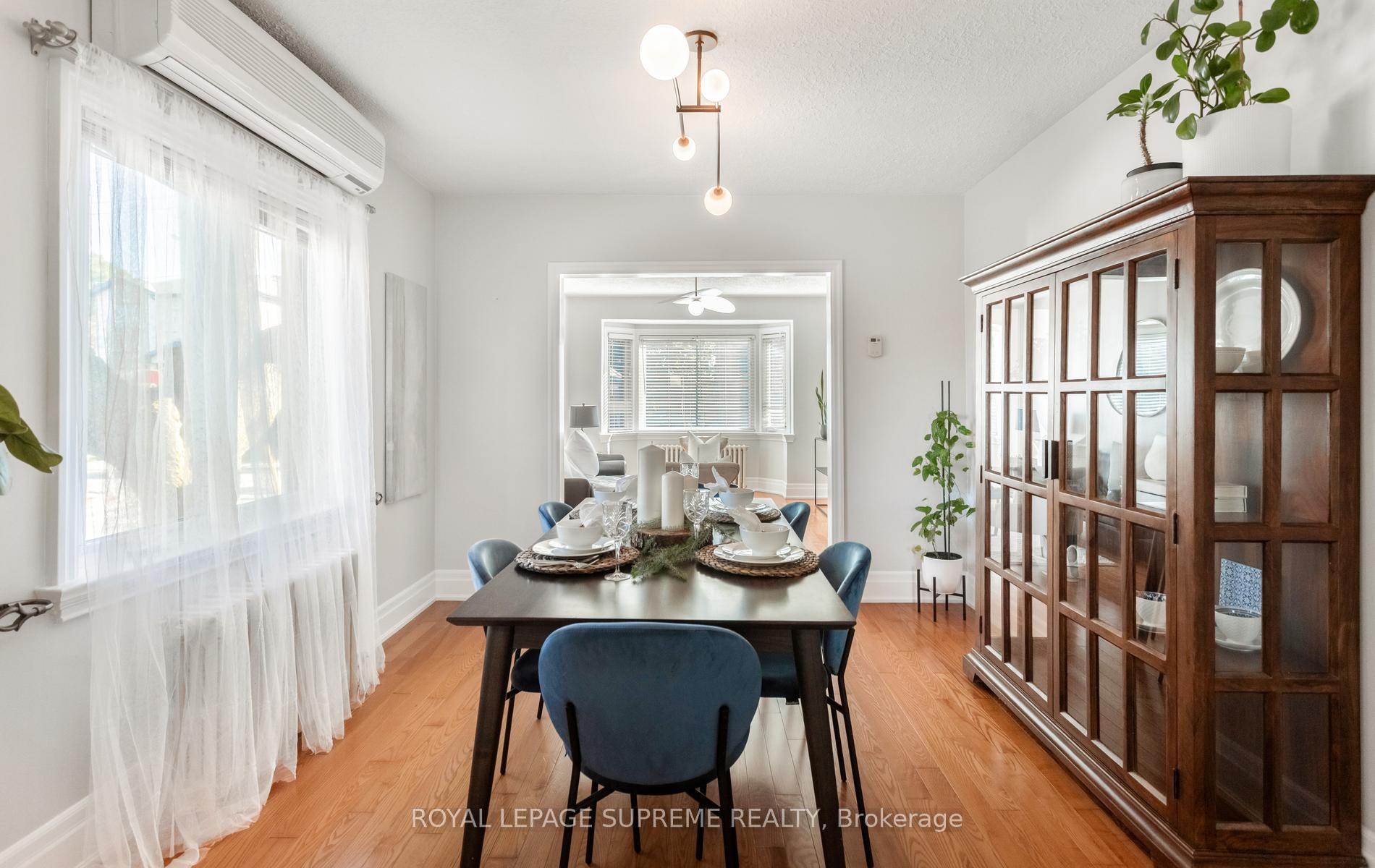 54 East Drive, Toronto