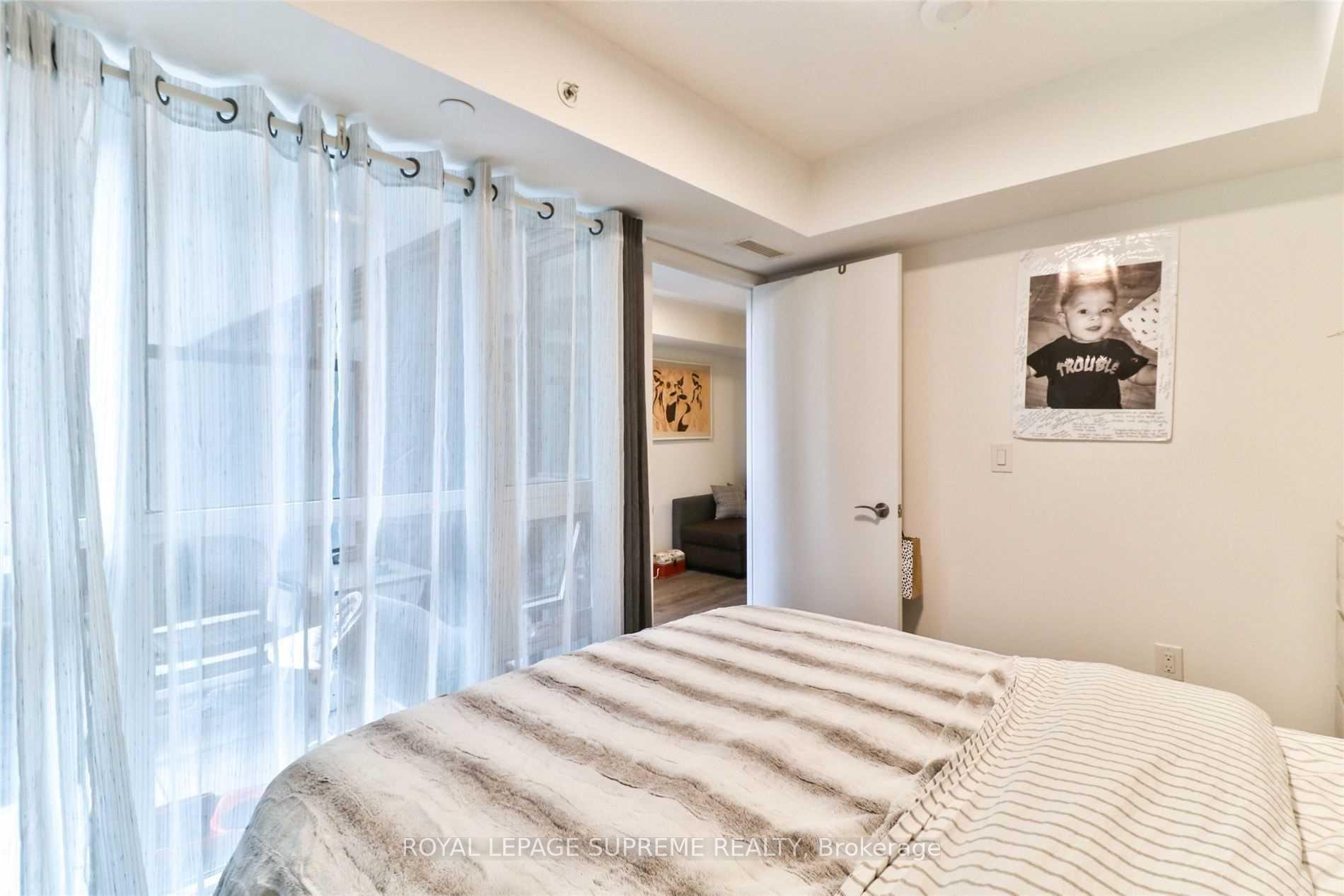 3091 Dufferin Street 214, Toronto Unit: 214