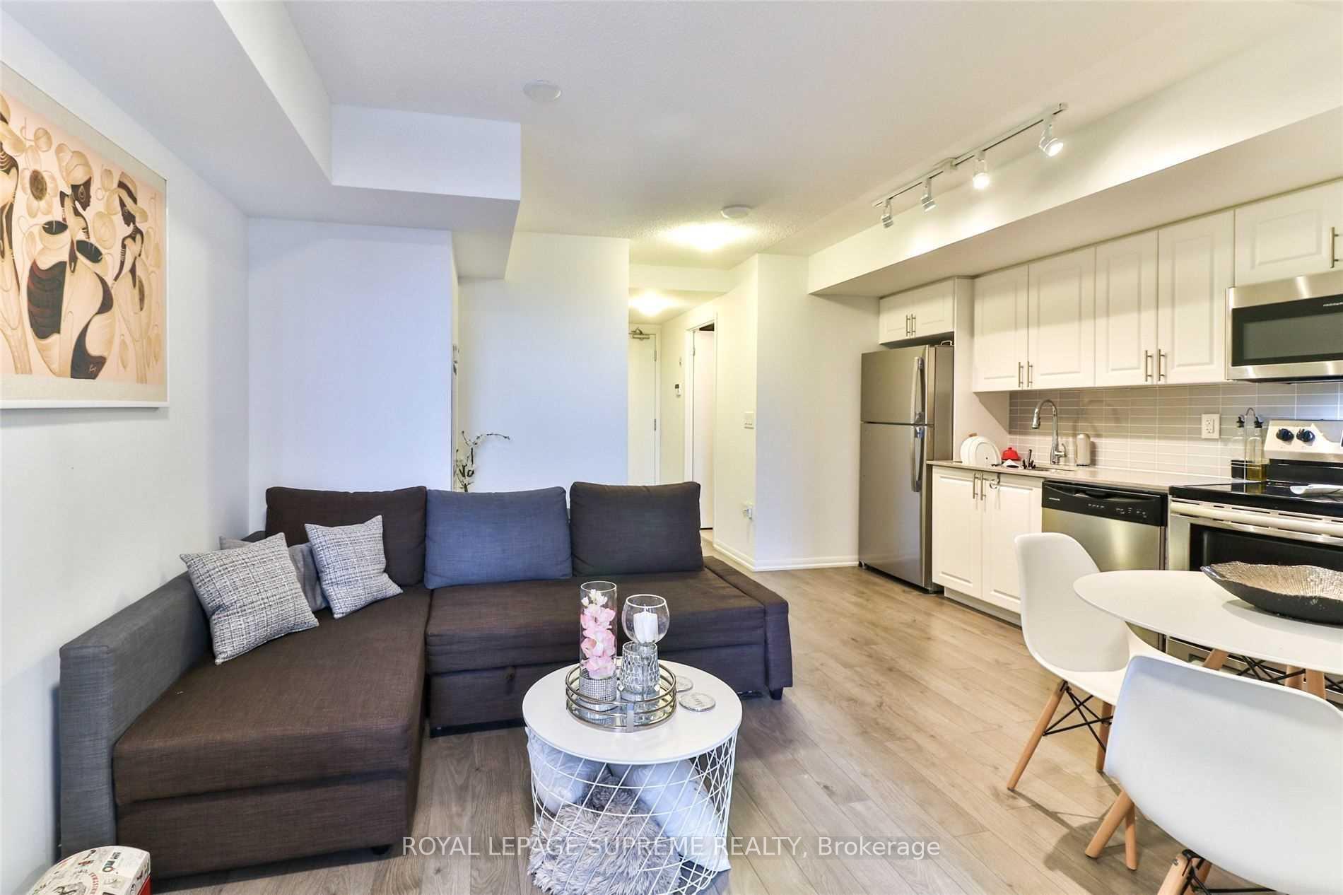 3091 Dufferin Street 214, Toronto Unit: 214