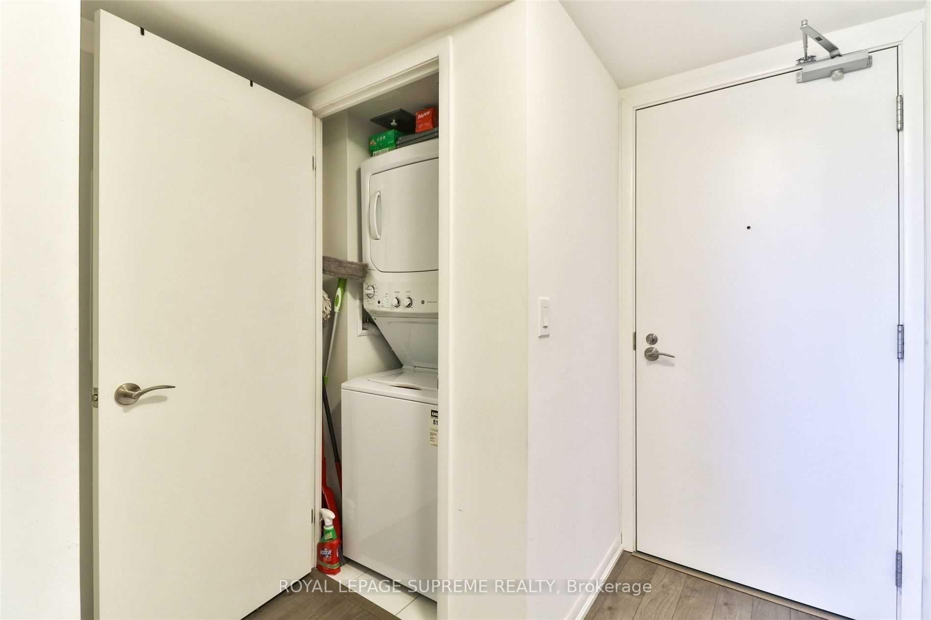3091 Dufferin Street 214, Toronto Unit: 214