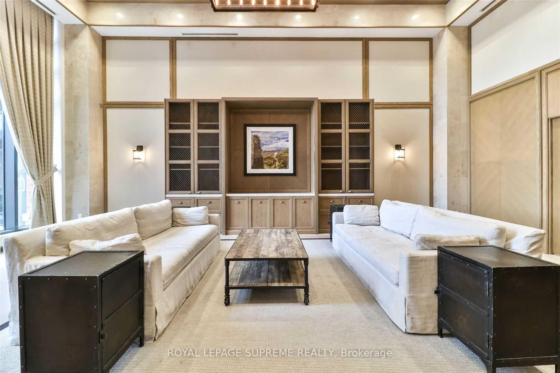 3091 Dufferin Street 214, Toronto Unit: 214