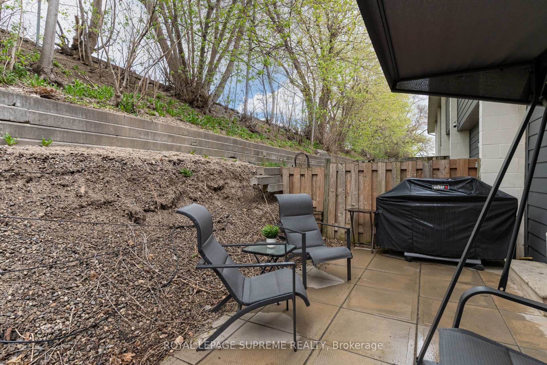 #21 - 135 Chalmers Street Unit: 21