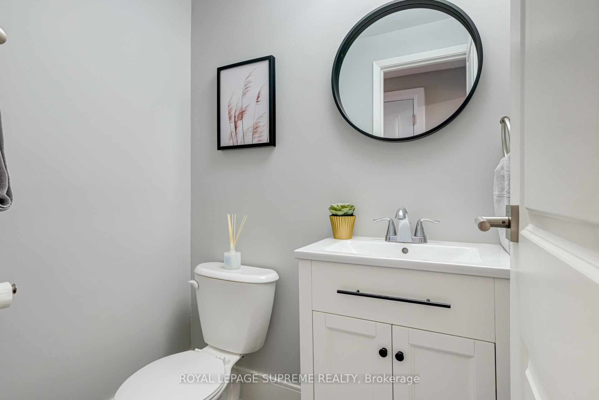 #21 - 135 Chalmers Street Unit: 21