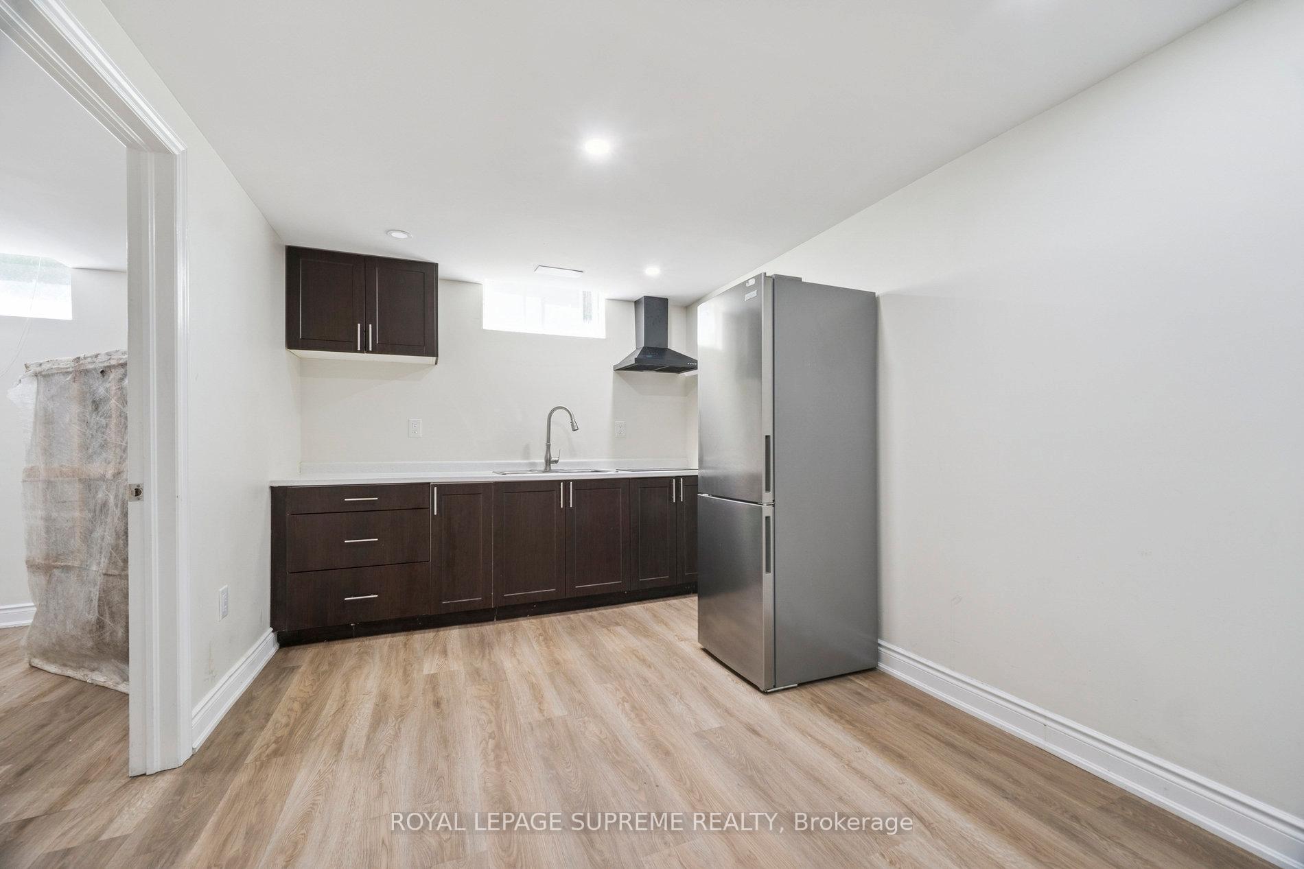 635 Grand View Avenue