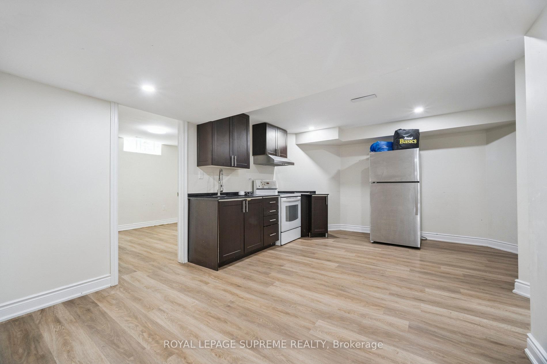 635 Grand View Avenue