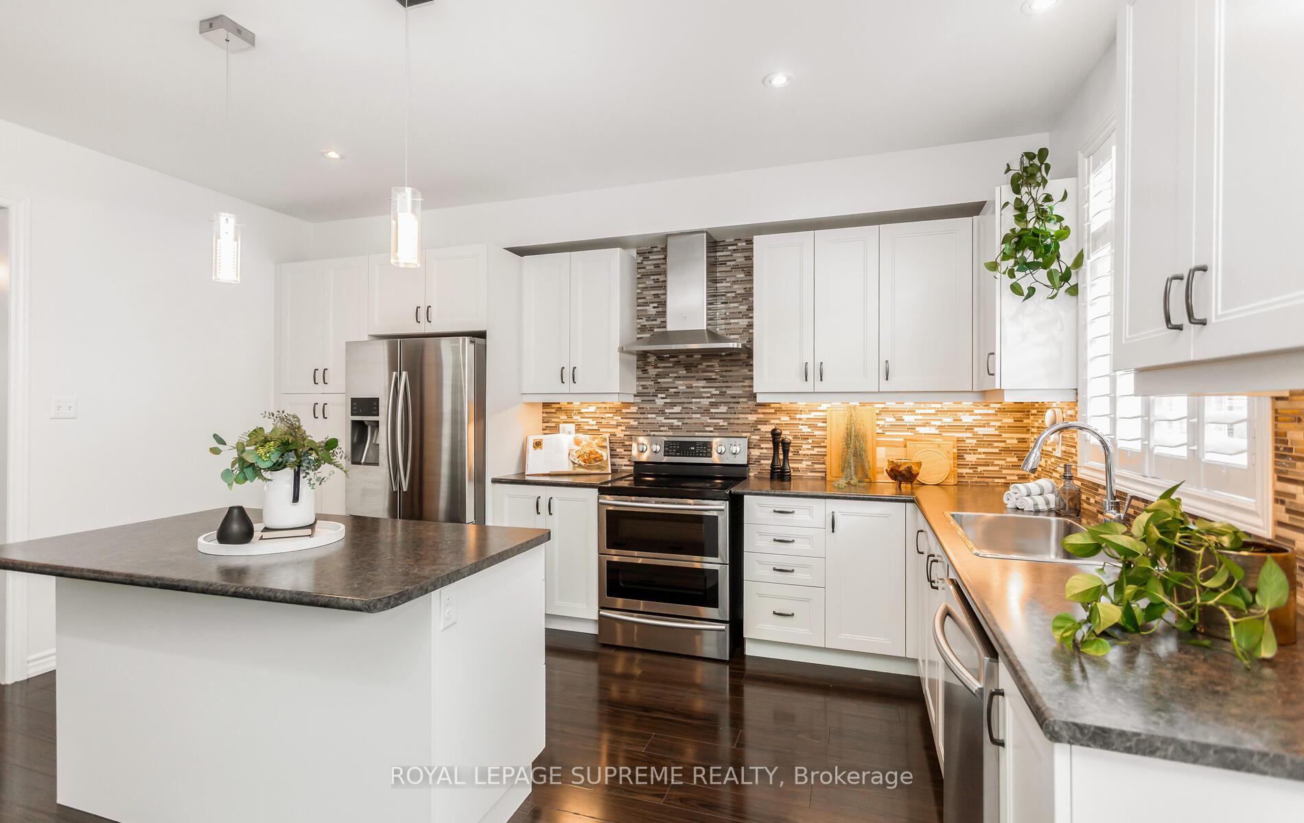 9 Savage Drive, Hamilton