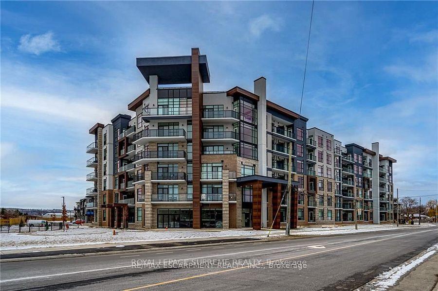 600 NORTH SERVICE Road 324