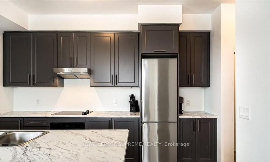 600 NORTH SERVICE Road 324