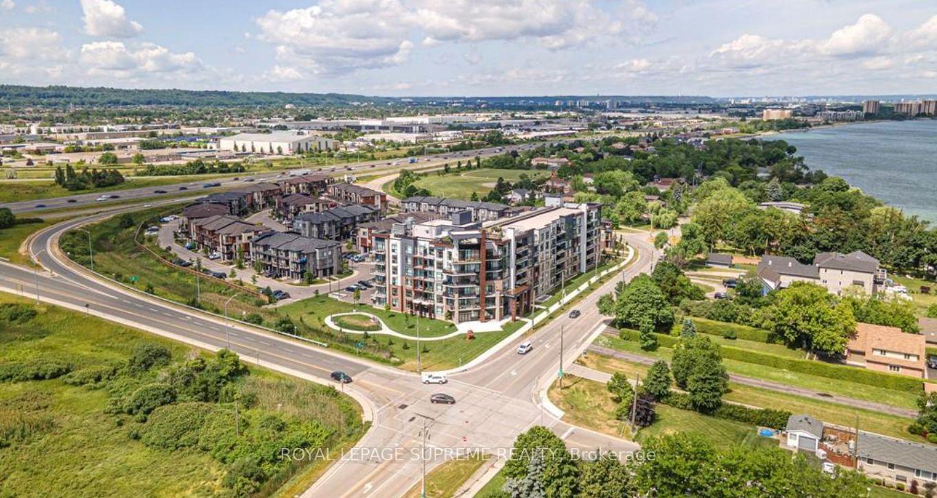 600 NORTH SERVICE Road 324