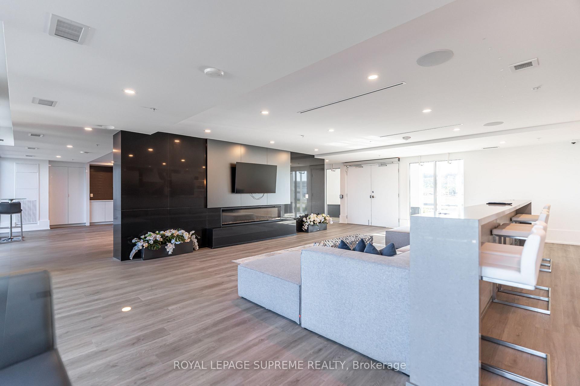 16 Concord Place 639