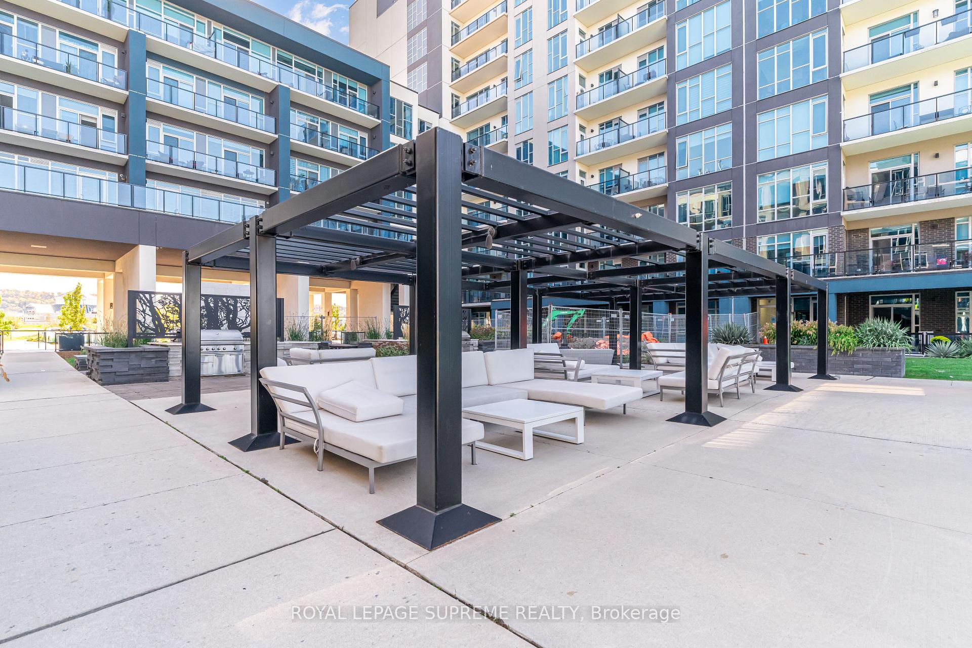 16 Concord Place 639